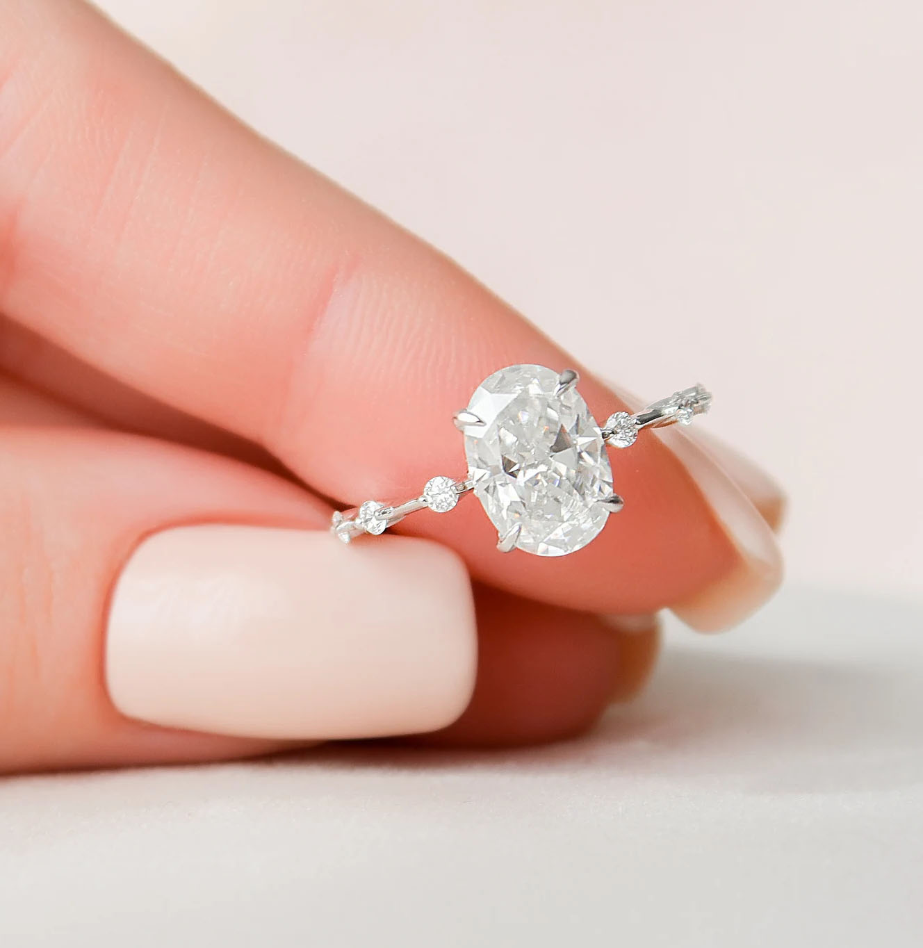 6 Most Unique Oval Engagement Rings That Will Blow Your Mind - Ridzeal