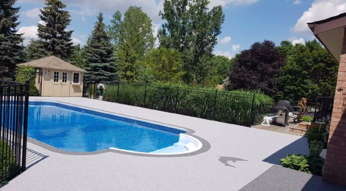 Benefits of Picking Rubber Surfacing for Pool Decks
