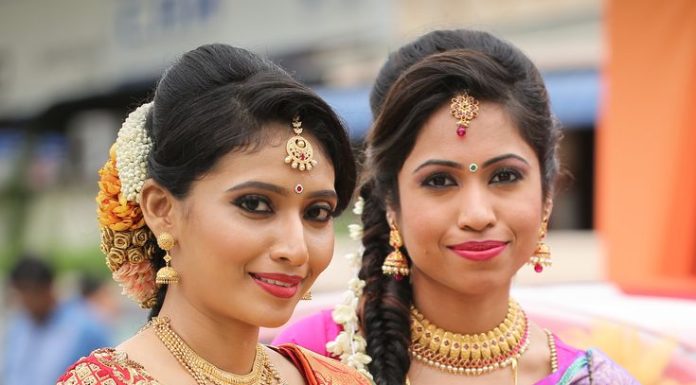 Naidu Brides' Attire: Traditional and Modern Styles